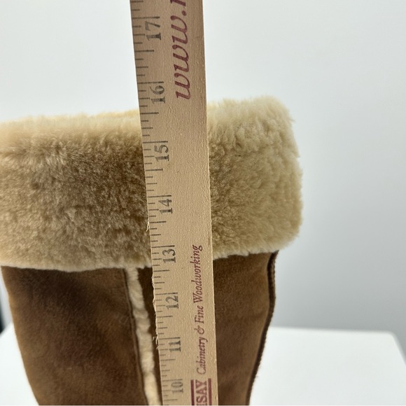 *UGG Tall Wedge Boots Tan Suede Sherpa Womens 8 - Picture 4 of 13
